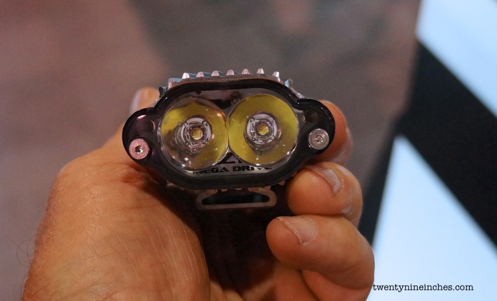 20 LEZYNE Mega Drive