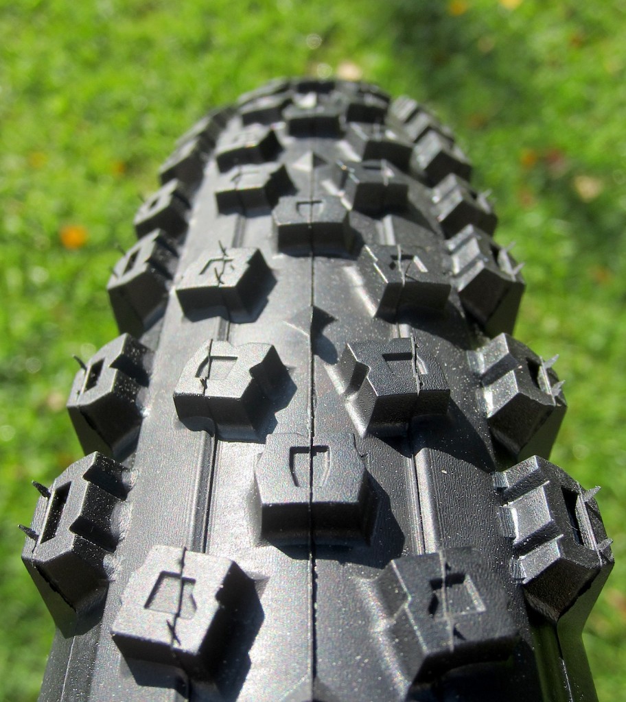 3 Toro tread