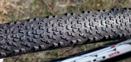 2 HUTCHINSON Black Mamba Profil 2 HUTCHINSON Black Mamba Profil
